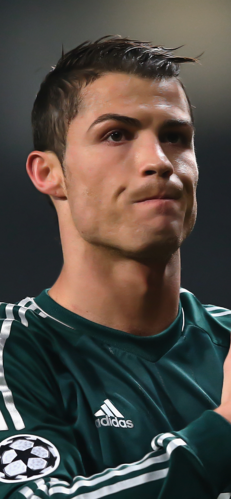 Fondos de Pantalla de Cristiano Ronaldo (CR7) con playera verde aesthetic