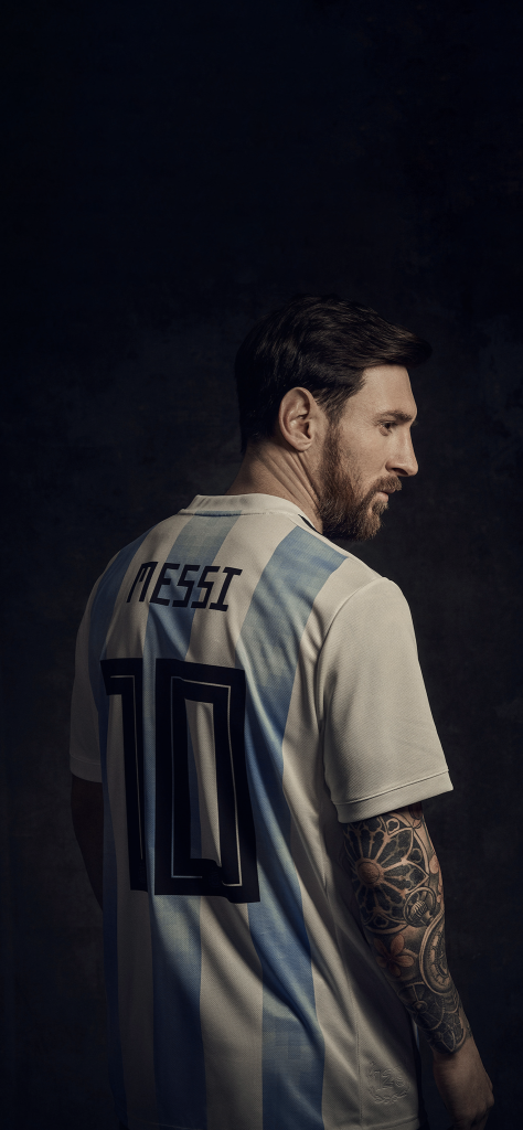 Fondo de pantalla de Messi de perfil mostrando la espalda