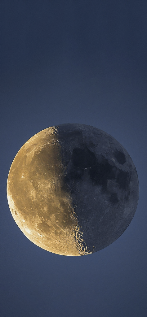 Fondo de pantalla de la luna con fondo azul